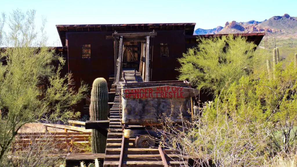 mining towns in Arizona