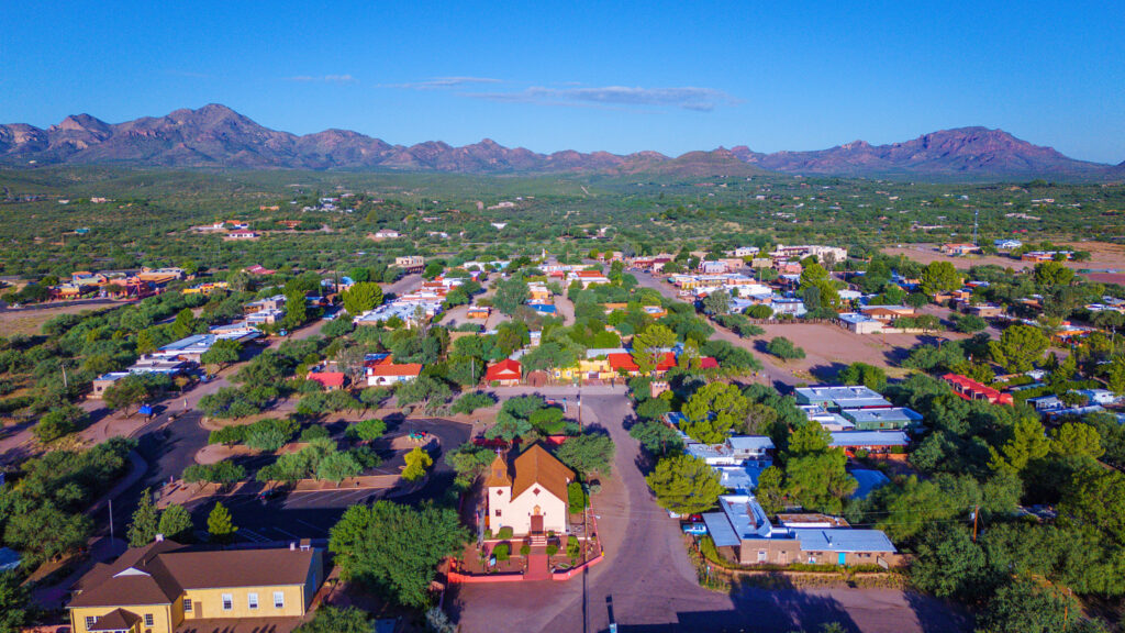 Closest airport to Tubac