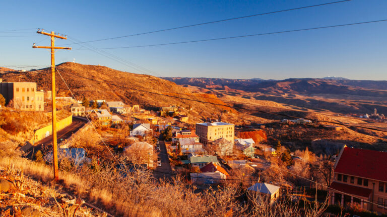 WHERE TO STAY IN BISBEE: BEST AREAS + HOTELS FOR EVERY BUDGET