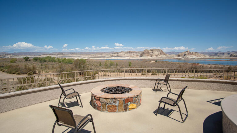 WHERE TO STAY IN PAGE, AZ: BEST AREAS + HOTELS BY BUDGET