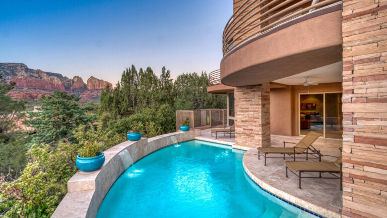 Best Sedona Resorts With Pools: 8 Red Rock Retreats for Luxe Pool Days